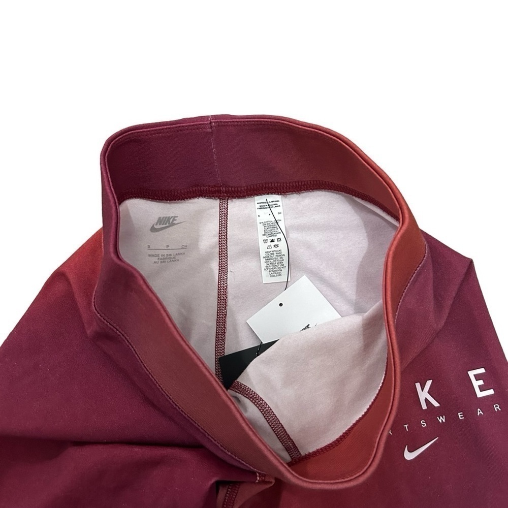 Nike Aura Essential Bike Active Stretch Short Desert Berry Ombre Size Small - Picture 9 of 13